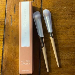 NWT Complex culture all the angles brushes